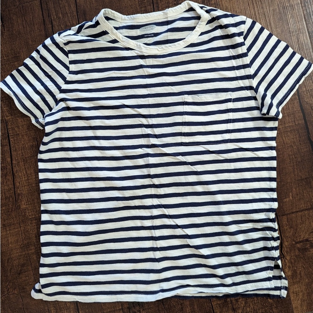 Old Navy Boyfriend striped t-shirt with pocket